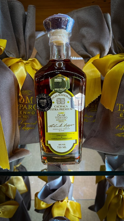 Cachaça Extra Premium Ademilson Tápparo Blend – 750ml (Cópia) (Cópia)