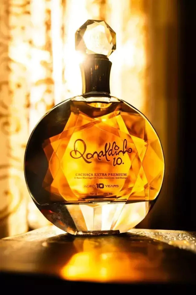Cachaça Super Premium Ronaldinho Gaúcho by Dom Tápparo – 750ml (Cópia) (Cópia)